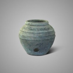 Bolvase with Lines Stone Black M D.25 H.22