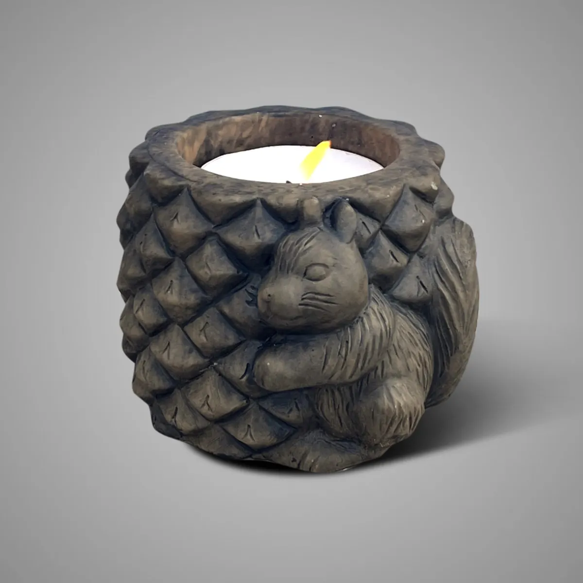 Tealightcup Pinecone Majestic Brown L D.12 H.9