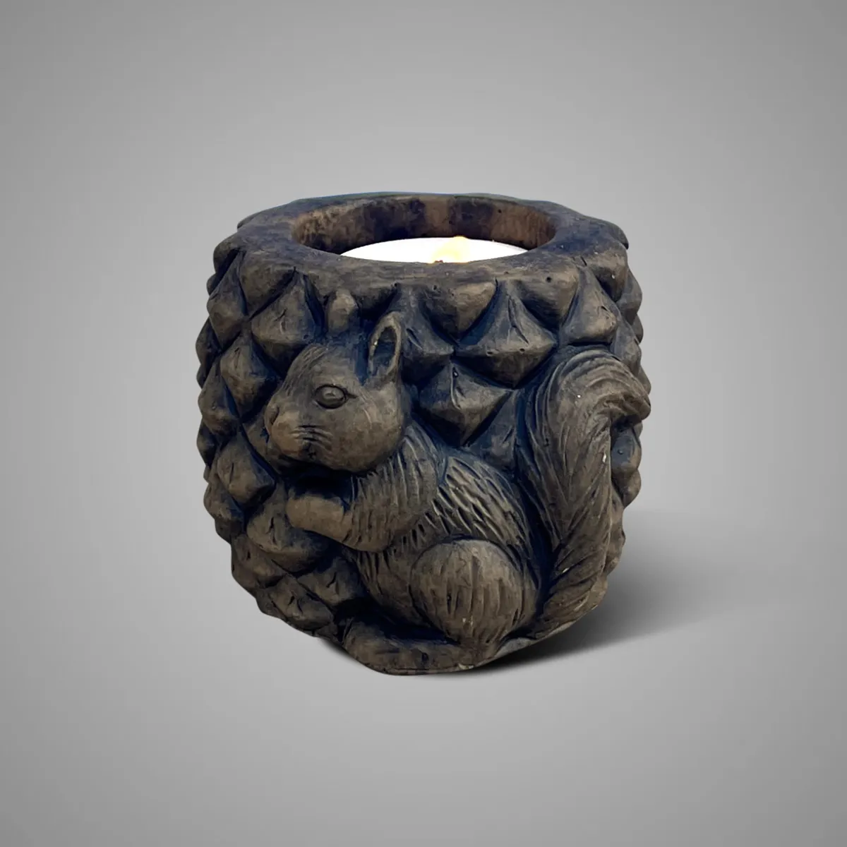 Tealightcup Pinecone Majestic Brown M D.10 H.7