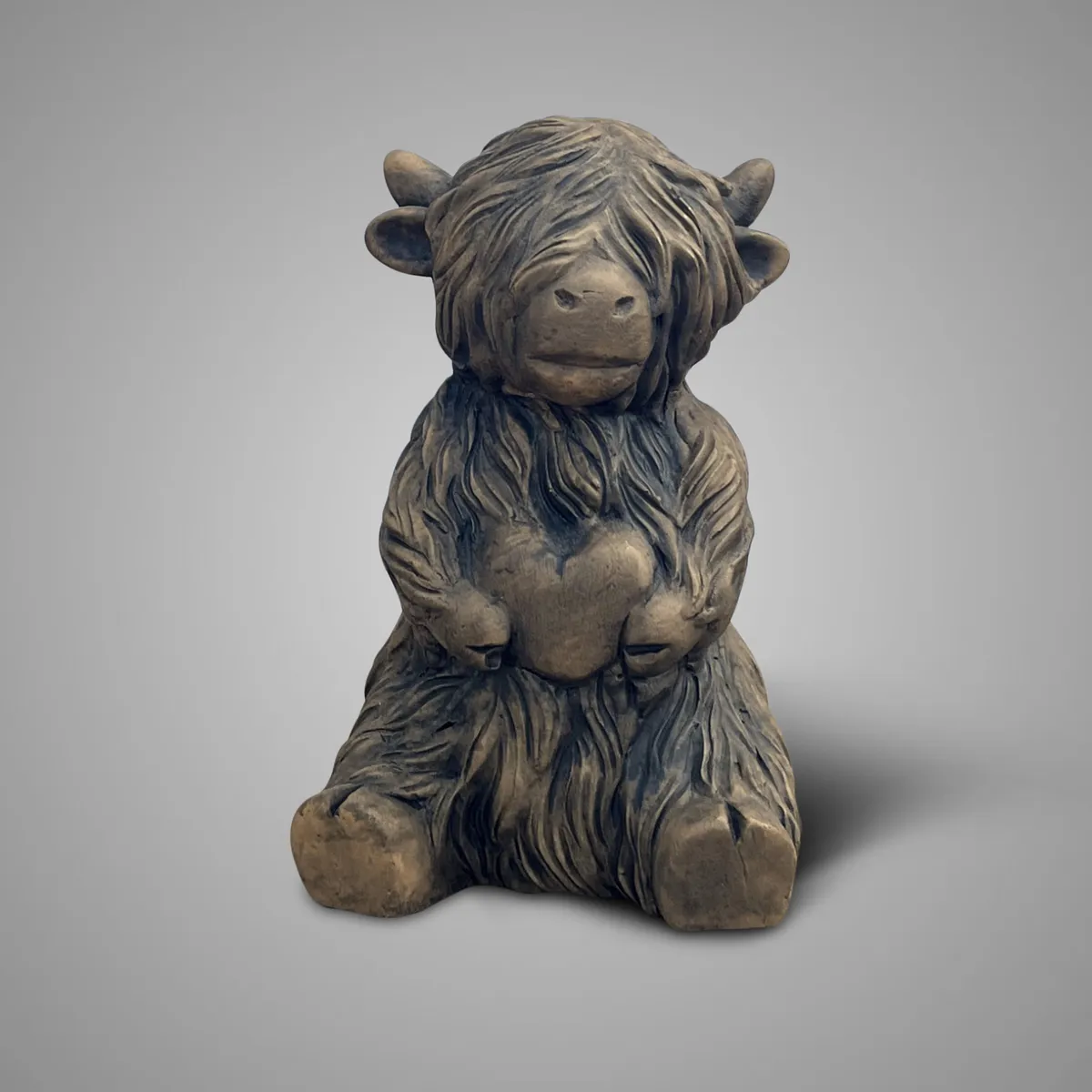 Sitting Scotty with Heart Majestic Brown D.11 H.17