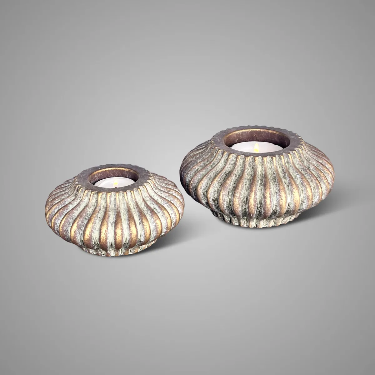 Set of 2 Tealightcups Ufo Relief Jewel D.16-13  H.8