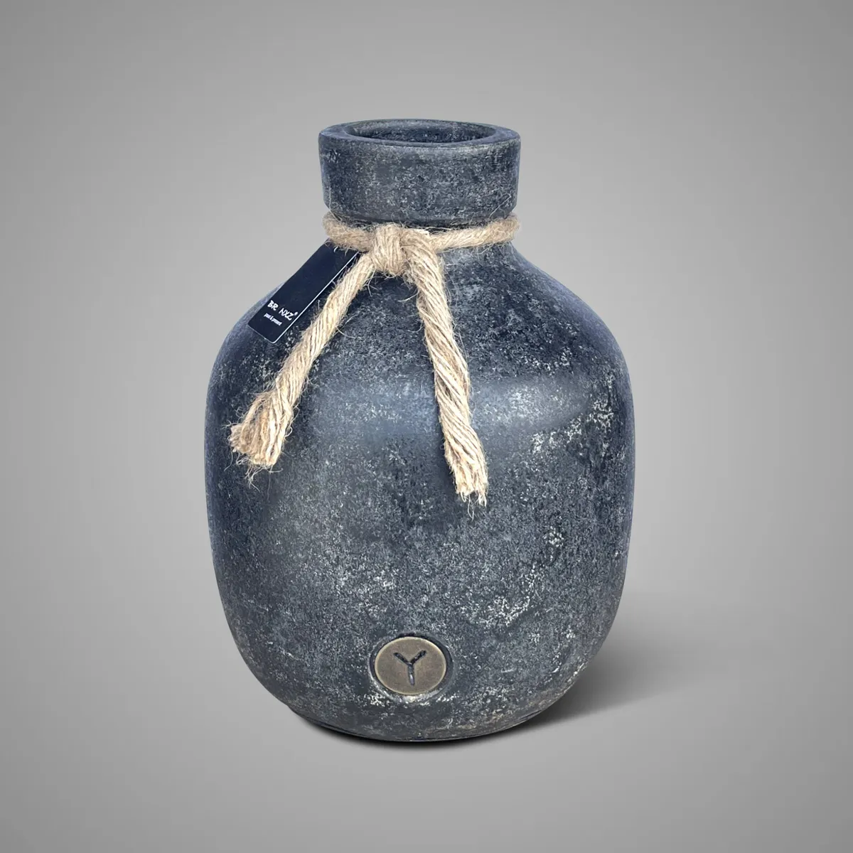 Jar Neck with Rope Basalt M D.21 H.26