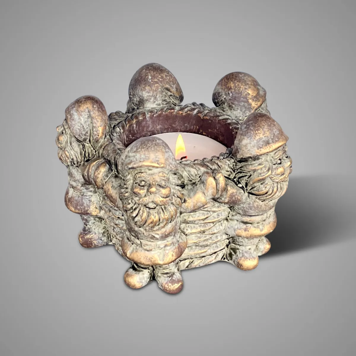 Tealightholder Circle of Santaclauses Jewel D.14 H.9